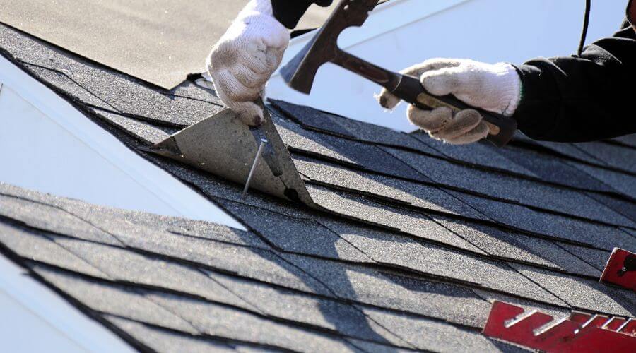 Expert Emergency Roof Repairs services in Fruitland, WA